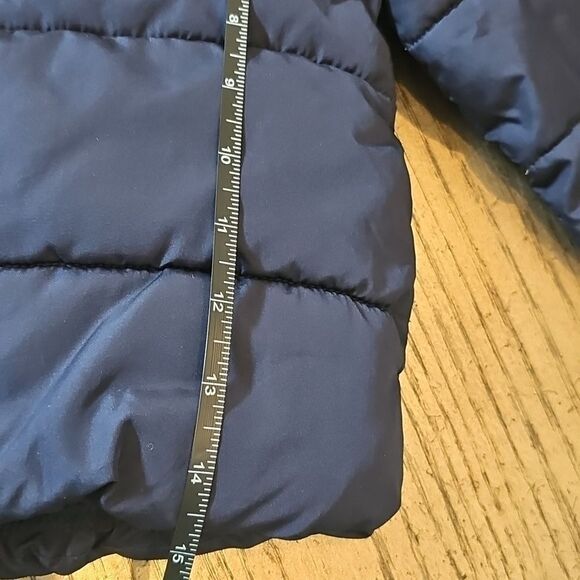 Navy Hooded puffer jacket size 3T Place Excellent condition - Picture 6 of 12
